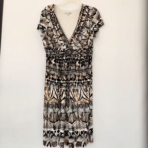Sandra Darren Women's Black and Cream Patterned Blouse